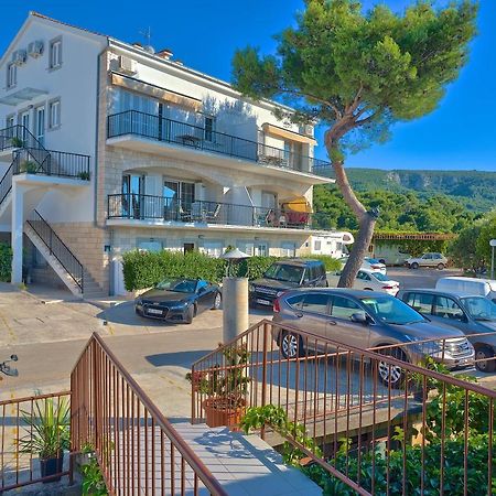 Apartments Kalina Jelsa  Exterior foto